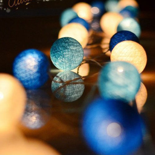 20 LED Cotton Ball Garland String Christmas Lights