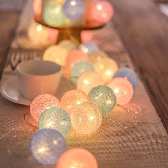 20 LED Cotton Ball Garland String Christmas Lights