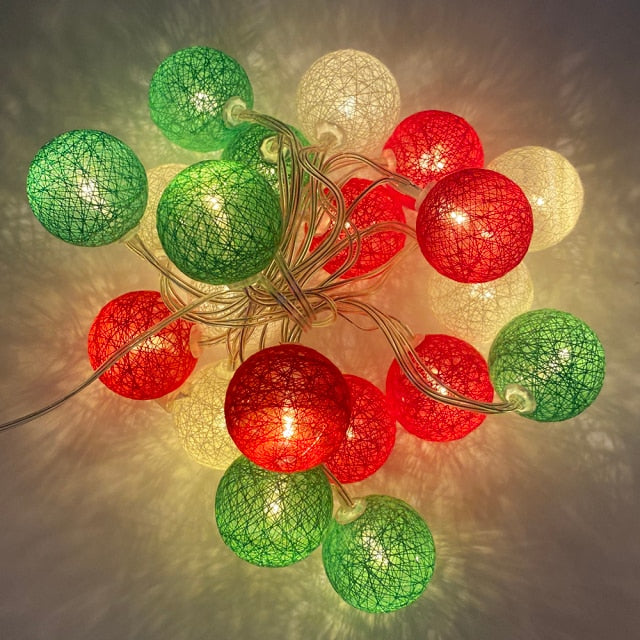 20 LED Cotton Ball Garland String Christmas Lights