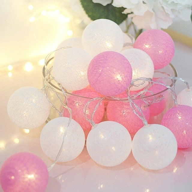 20 LED Cotton Ball Garland String Christmas Lights