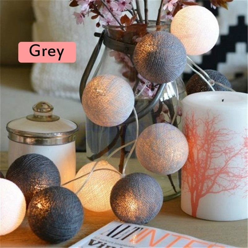 20 LED Cotton Ball Garland String Christmas Lights